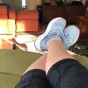 Meet your Posher, Deb